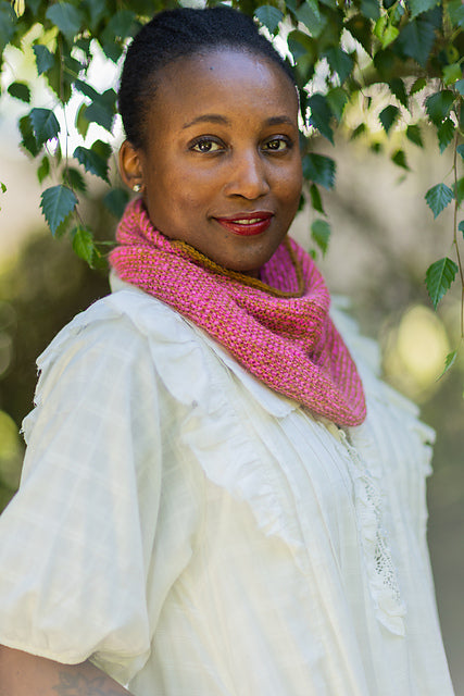 Hand In Hand Cowl Pattern