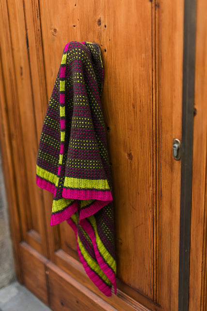 Hip To Be Square Shawl Pattern