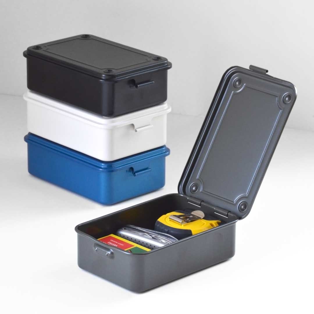 Toyo - Caja de almacenamiento apilable de acero T-150