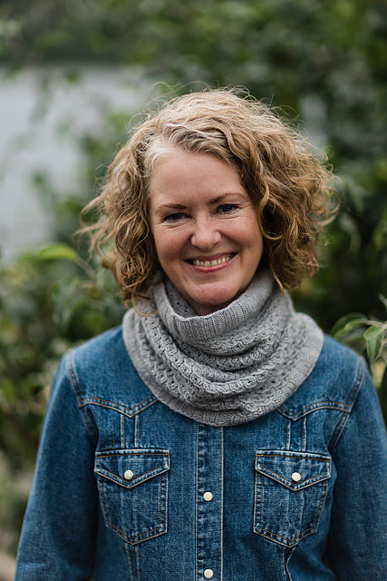 Calluna Cowl Pattern