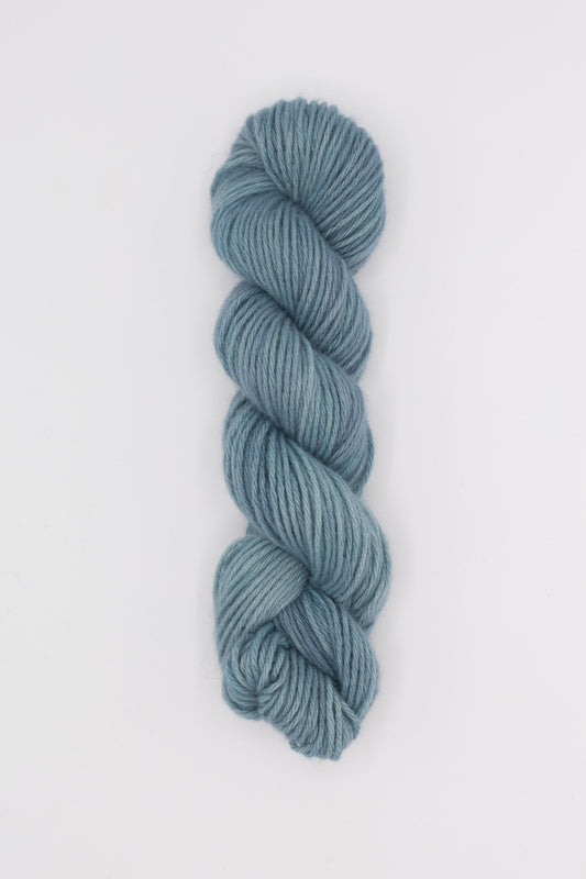 Tod Worsted - frayed jeans