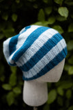 ¡Hola, chico! Patrón sencillo de gorro a rayas