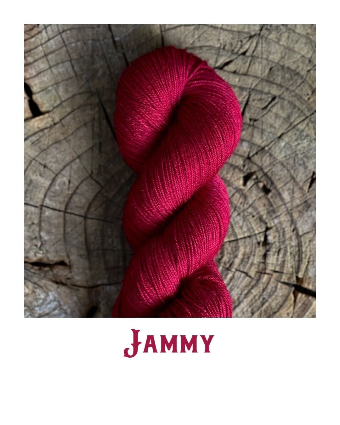Hand Dyed Day: Dimond Laine Birdie