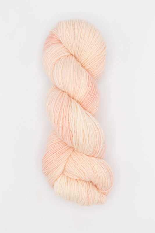 Elmer Fingering - petal 100g