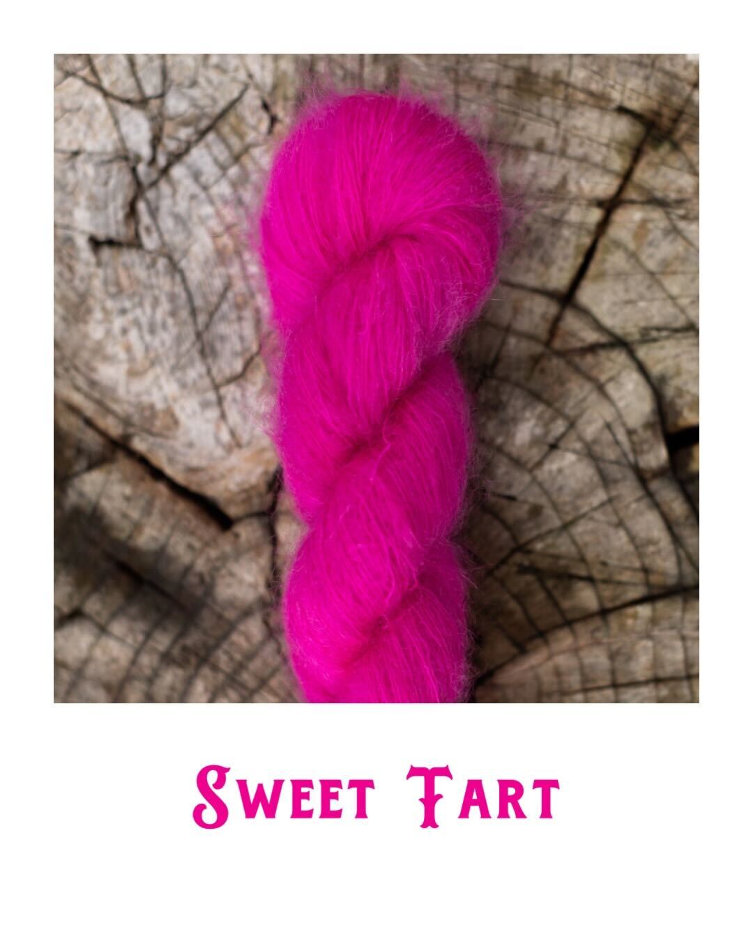 Tod Worsted: Hand Dyed