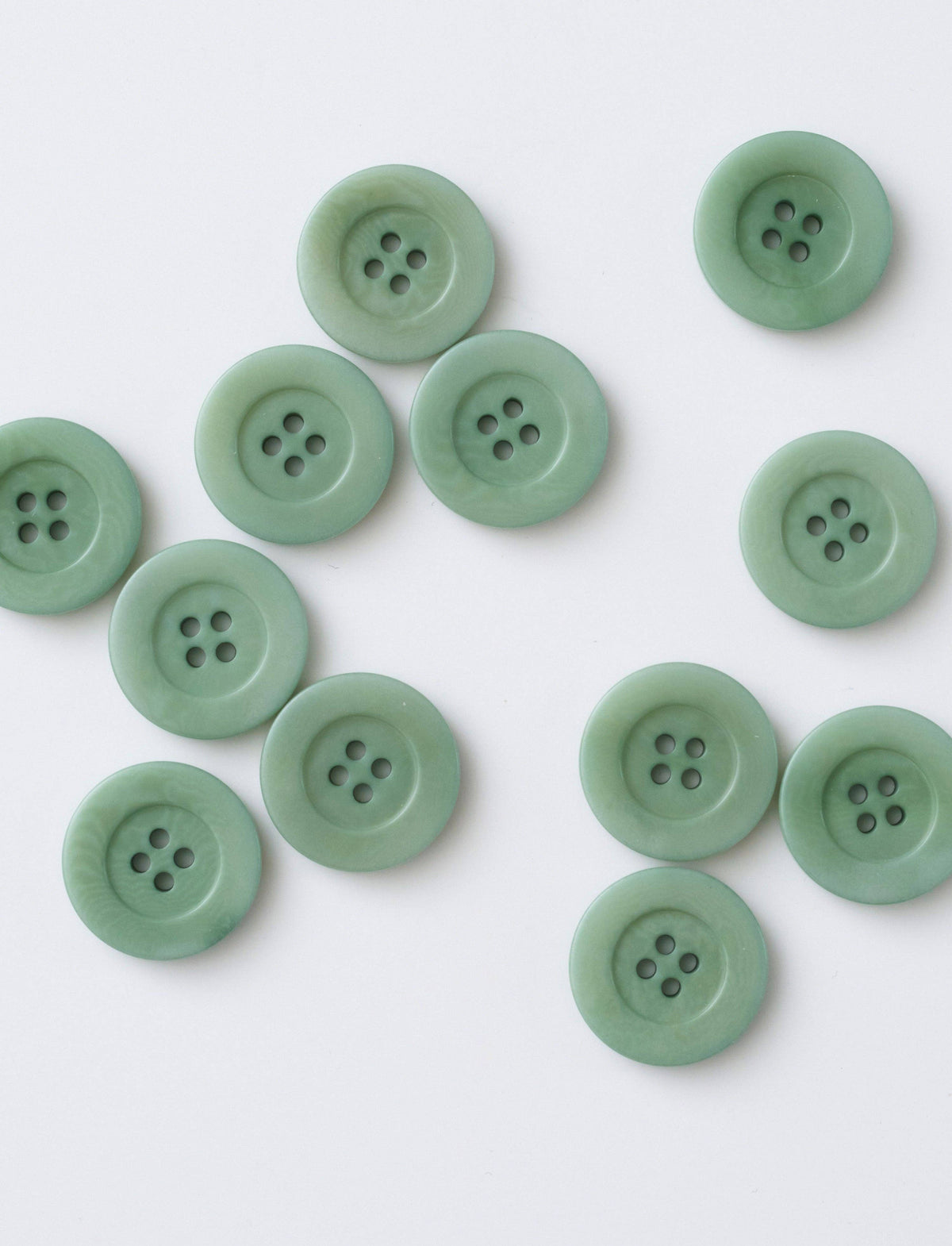 Boutons 2,5 cm en corozo Jadite